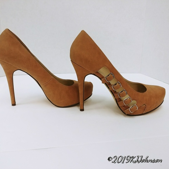 Just Fabulous Shoes - Picture 2 of 6